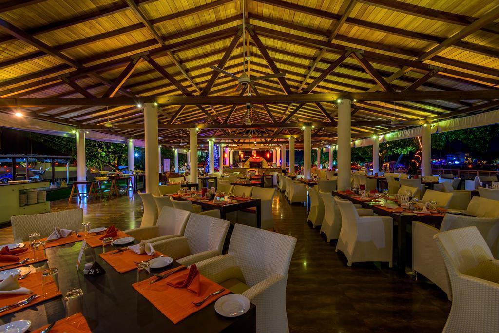 Фото Calamander Unawatuna Beach 4*