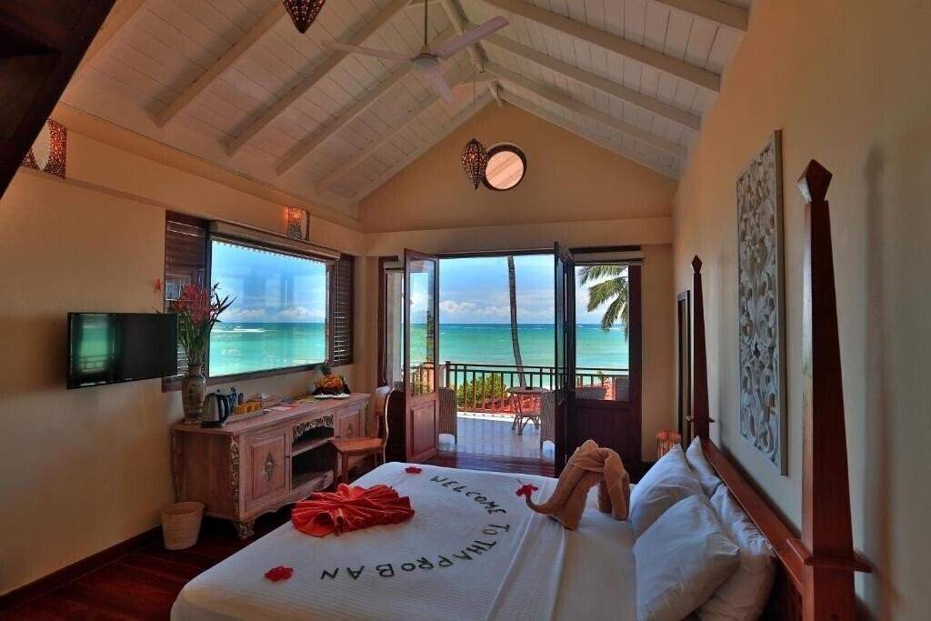 Фотография Thaprobane Beach House 2*