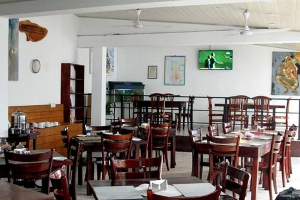 Зображення Happy Night Holiday Inn 3*