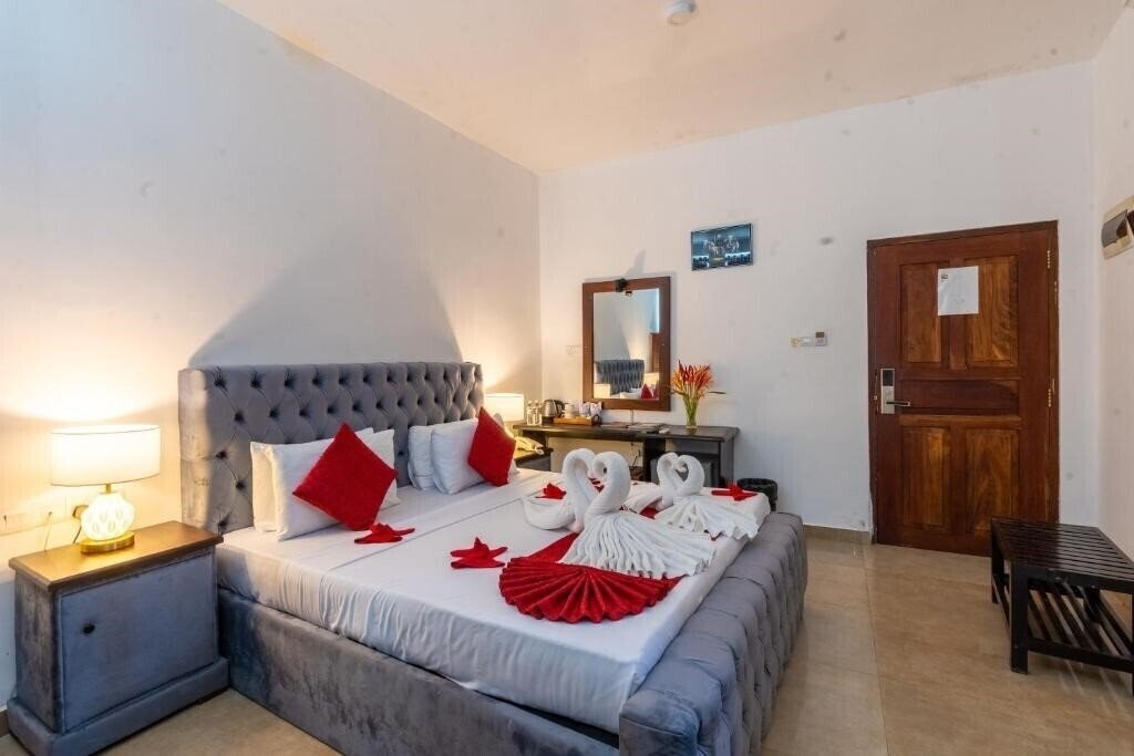 Готель Rock Fort Pearl Hotel 2*