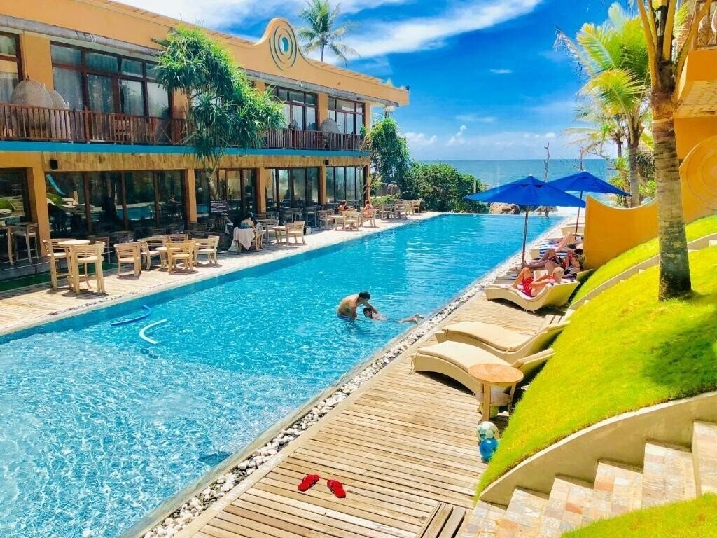 Готель Thaproban Pavilion Waves 4*