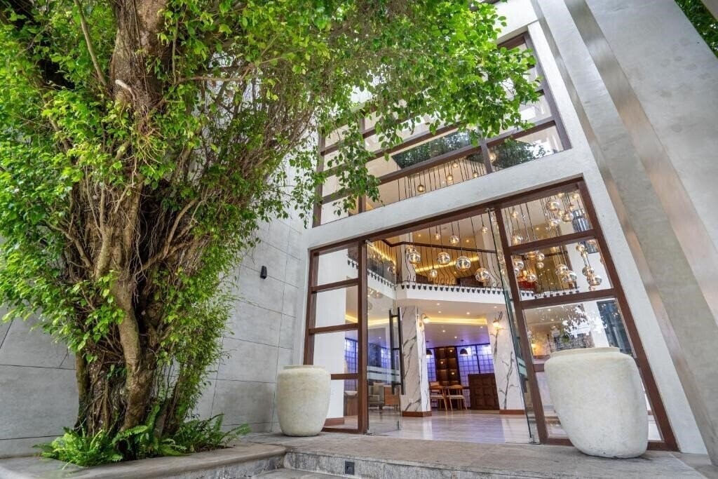 Готель Lavendish Beach Resort 2*