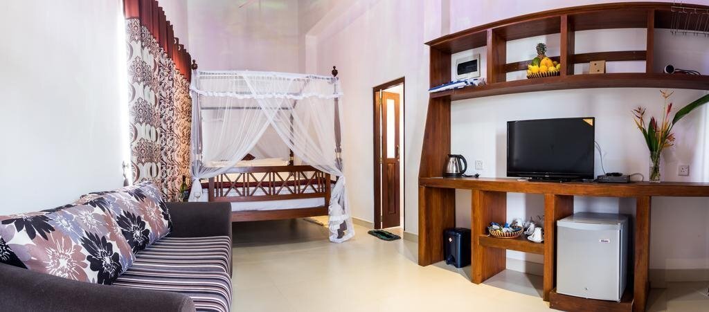 Фотографія The Waves 2*