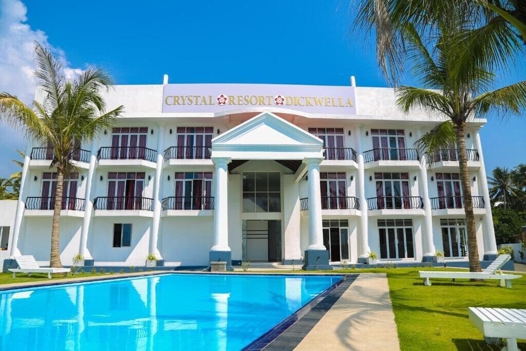 Готель Crystal Resort Dikwella 3*