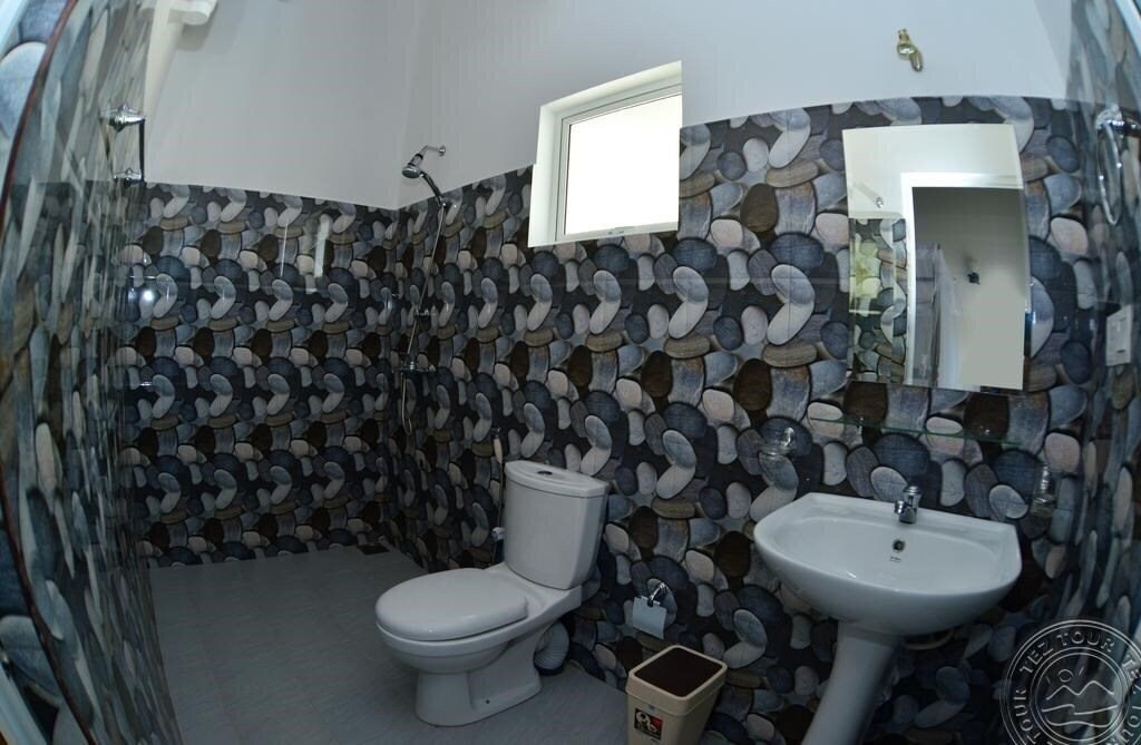 Фотографія Sea Breeze Guesthouse. 2*