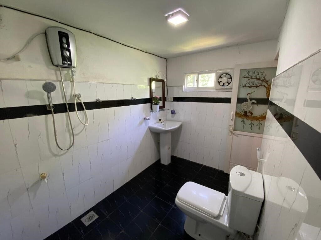 Зображення Beach Walk Hotel 2*