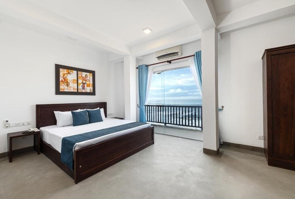 Зображення The Beach Talpe 5*