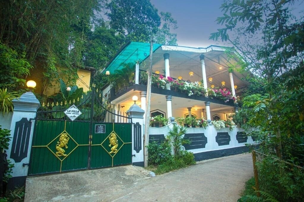 Отель La Villa 2*