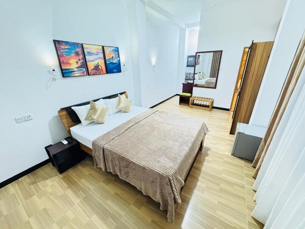 Фото The Rooftop Villa Unawatuna 3*