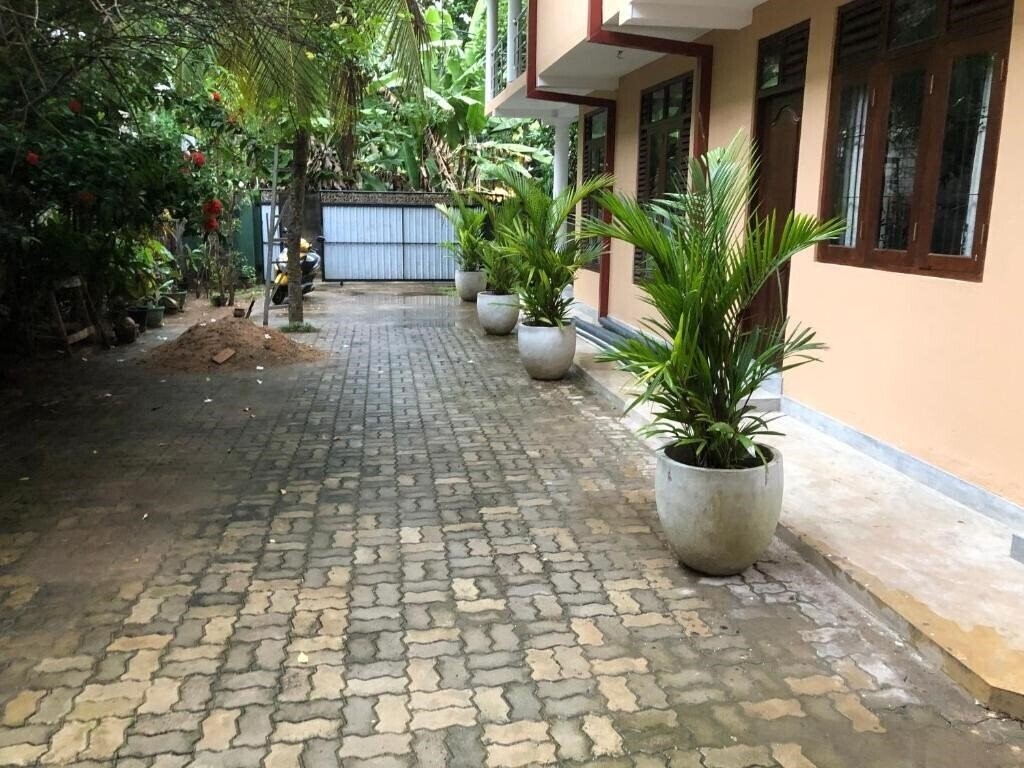 Зображення Kumara Guest House & Apartment 2*