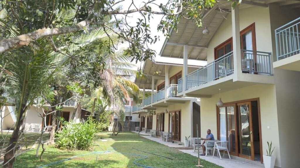 Отель Thambapanni Villa 3*