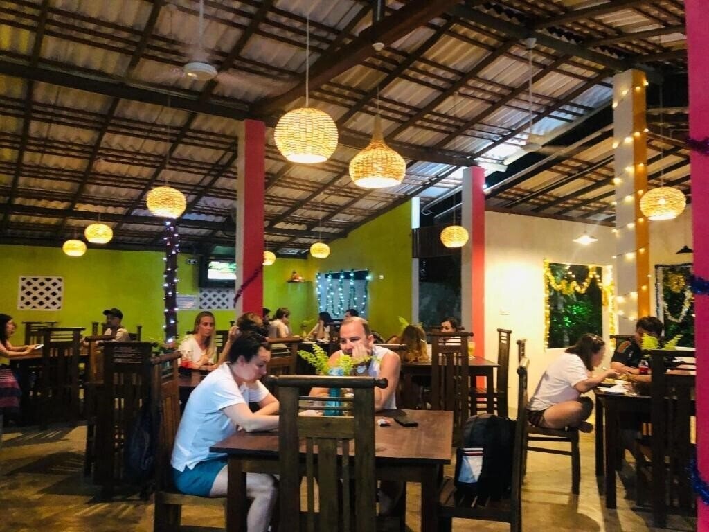 Готель Jungle Villa & Restaurant 2*