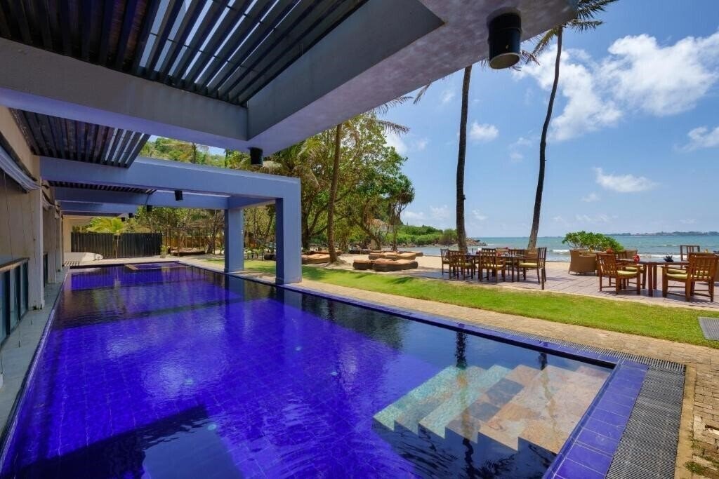 Фотографія Coco Bay Unawatuna 4*