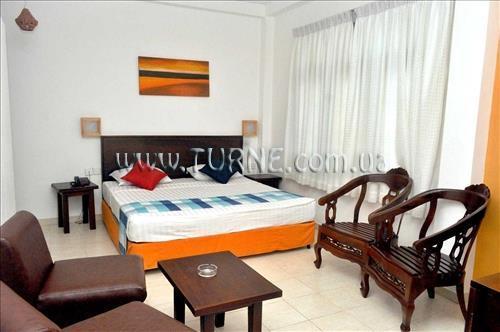Отель Cormoran Beach 2*