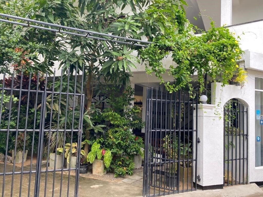Фотография Unawatuna Beach Bungalow 4*