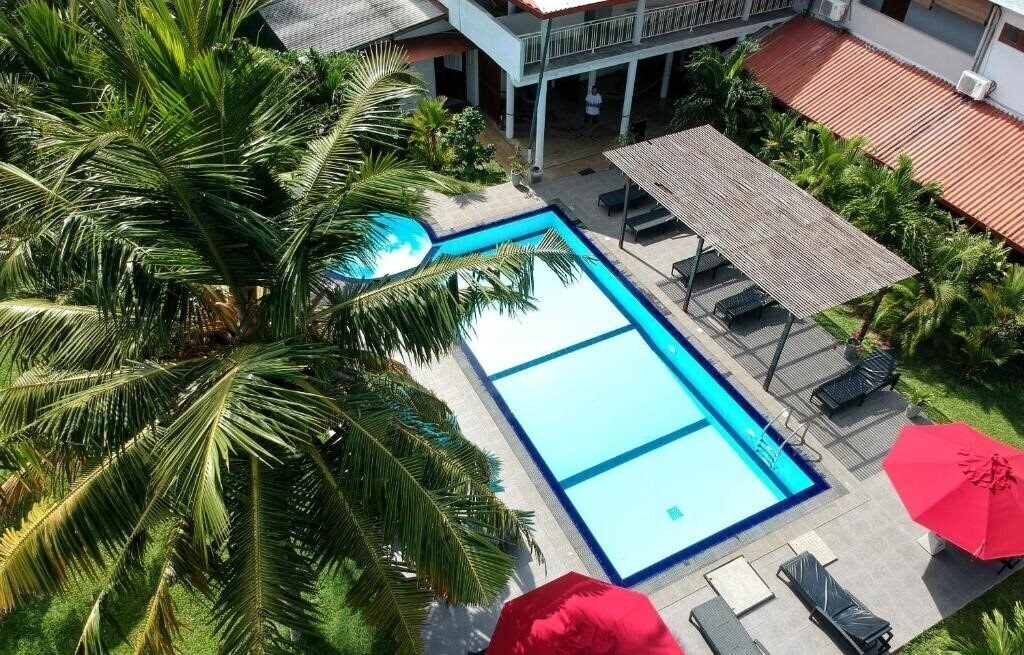 Готель Weligama Ocean Breeze Hotel & Restaurant 3*