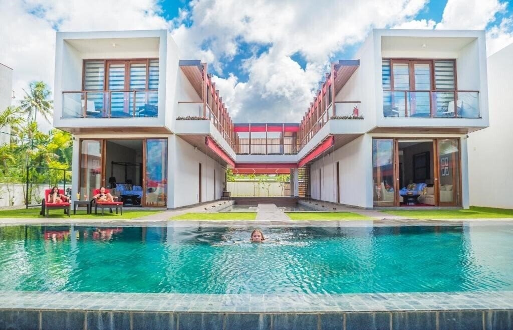 Готель W15 Weligama 4*