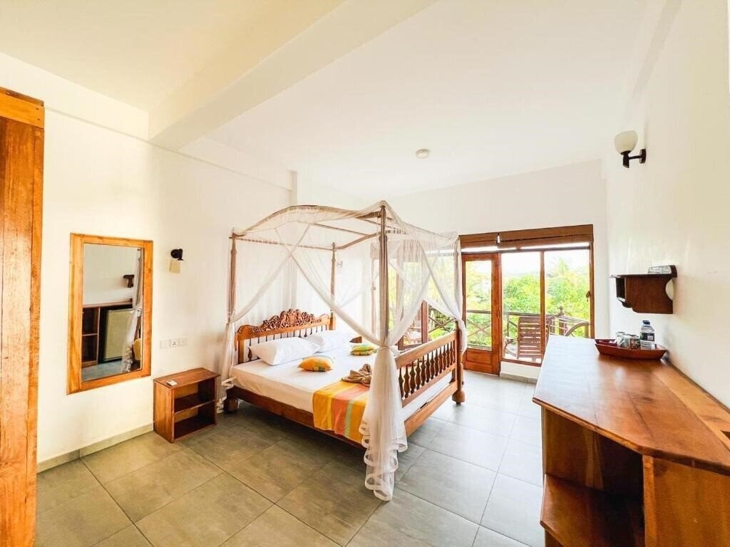 Изображение Twenty Two Weligamabay 4*