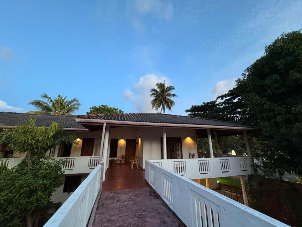 Фото South Surf Home Guest House 1*