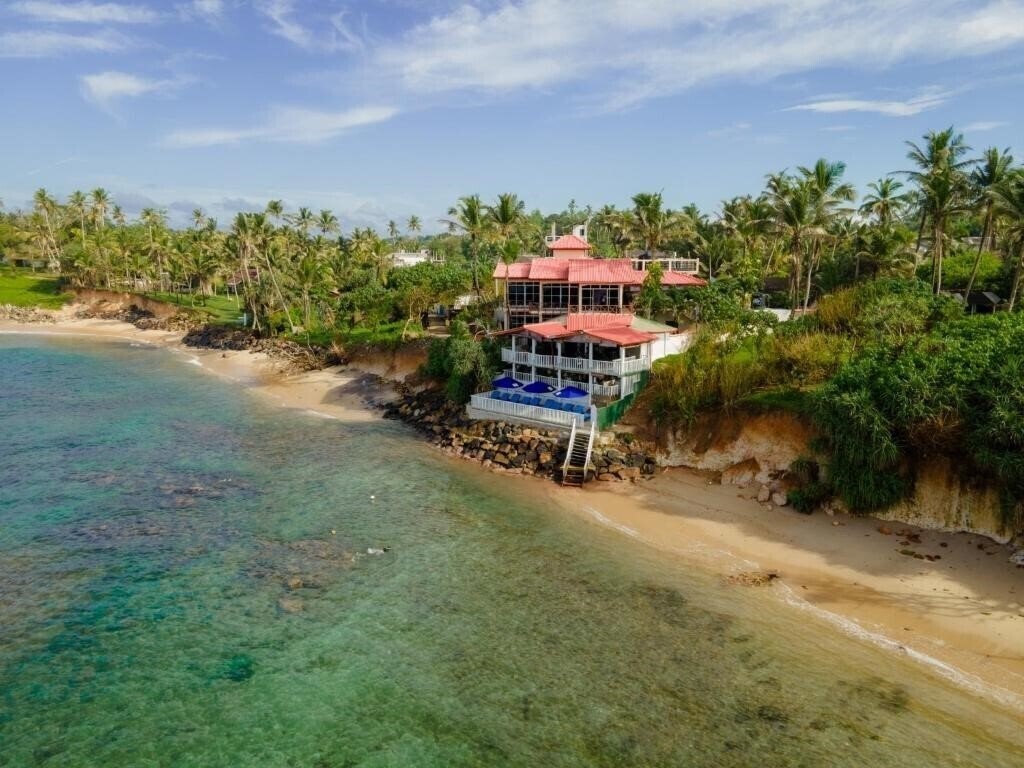 Готель New Bay View Villa 3*