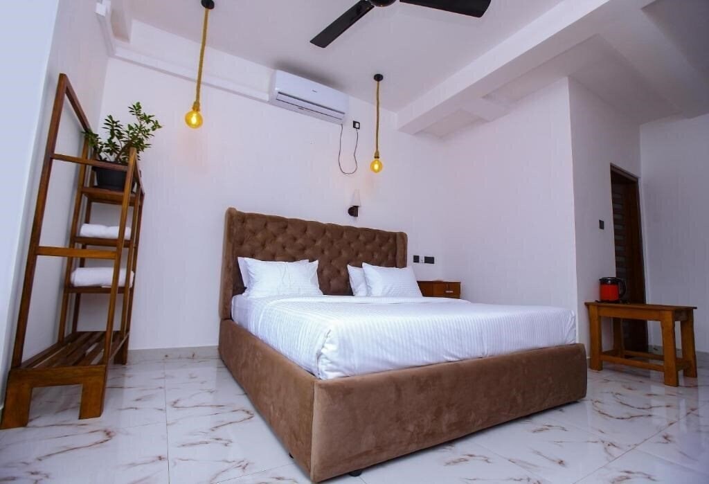 Зображення Sakura Surf Lanka Hotel 3*