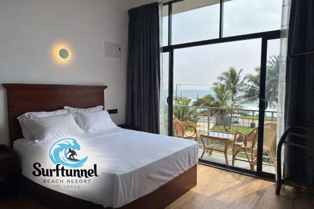 Фото Surftunnel Beach Resort 3*