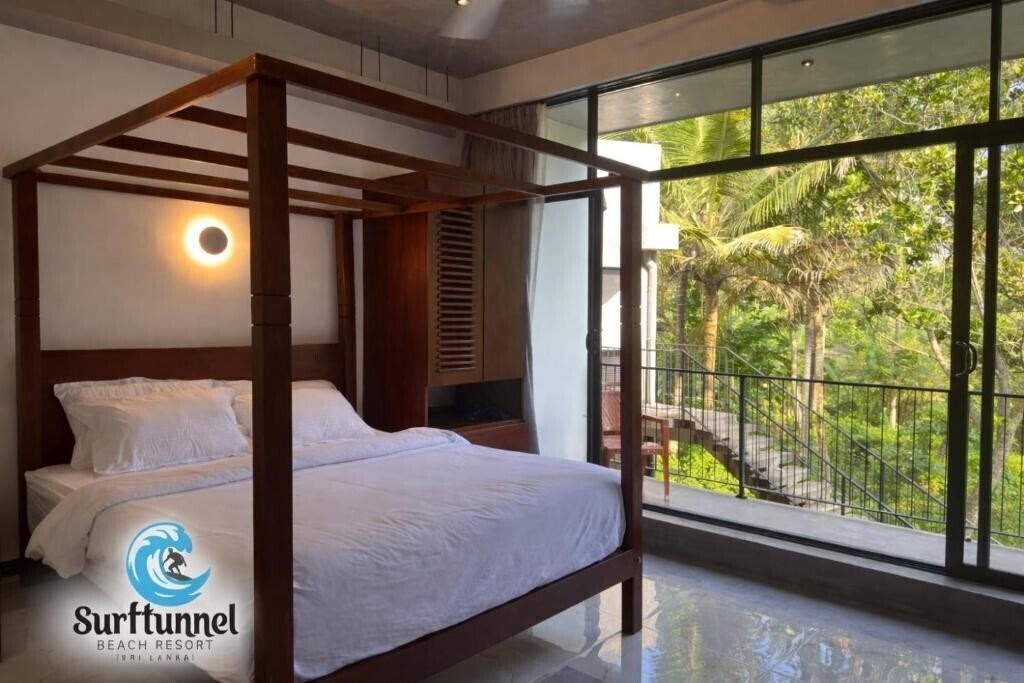Картинка Surftunnel Beach Resort 3*