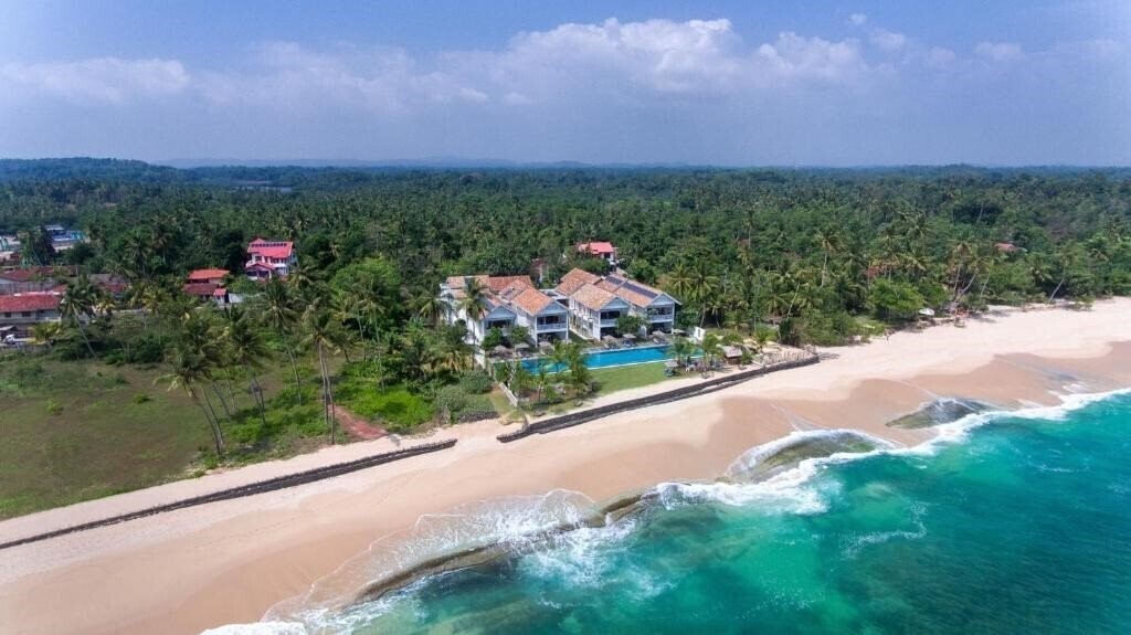 Готель Sri Sharavi Beach Villas & SPA 5*