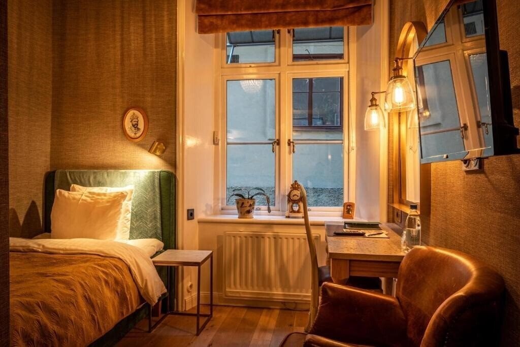 Фото Victory Hotel 4*