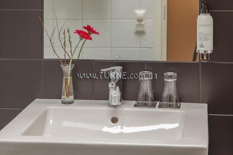 Зображення First Hotel Royal Star Aalvsjo 3*