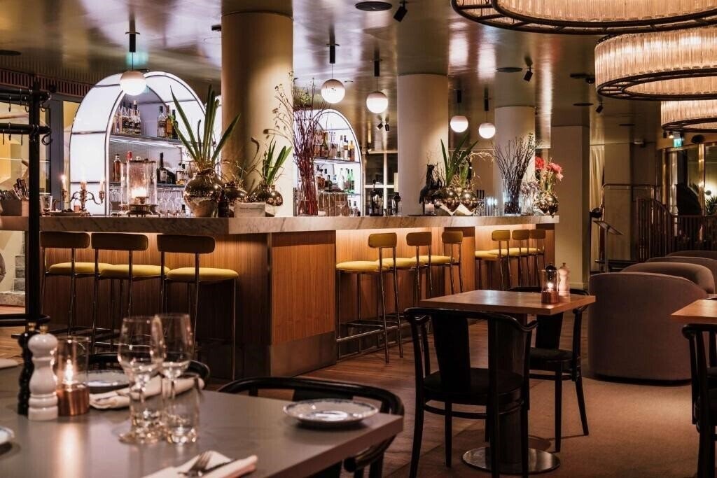 Зображення First Hotel Reisen 4*