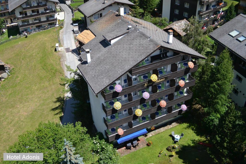 Отель Adonis 4*