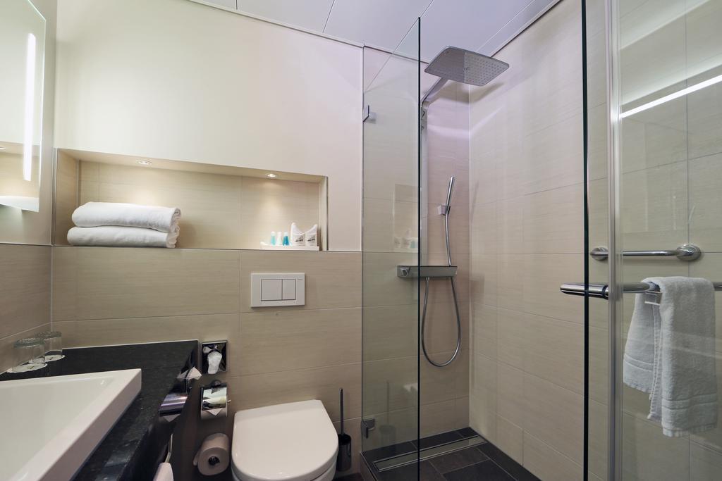 Фото St. Gotthard 4*