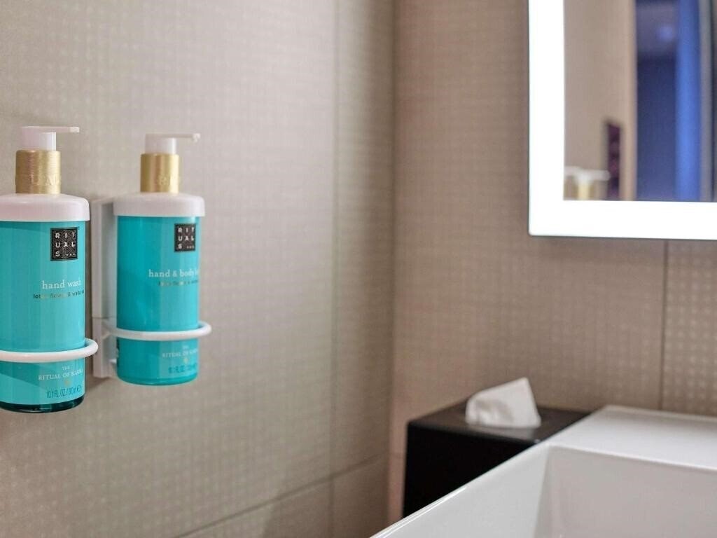 Фотография Novotel Zurich Airport Messe 4*