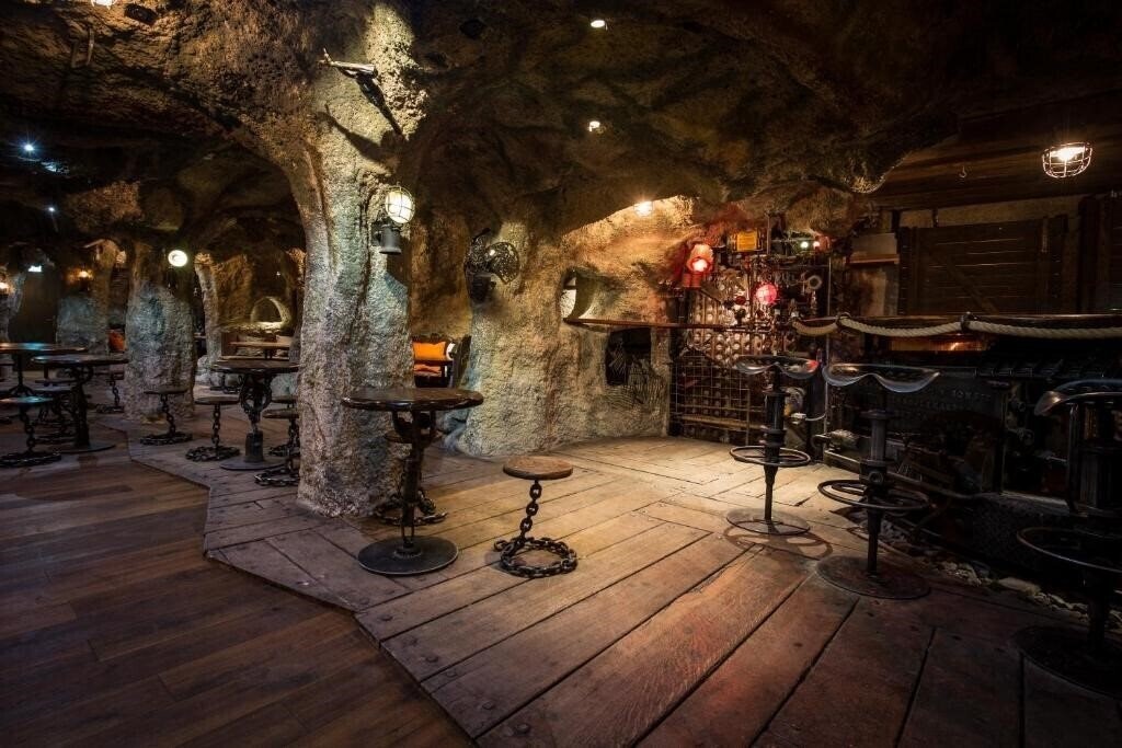 Зображення HUUS Gstaad Hotel 4*