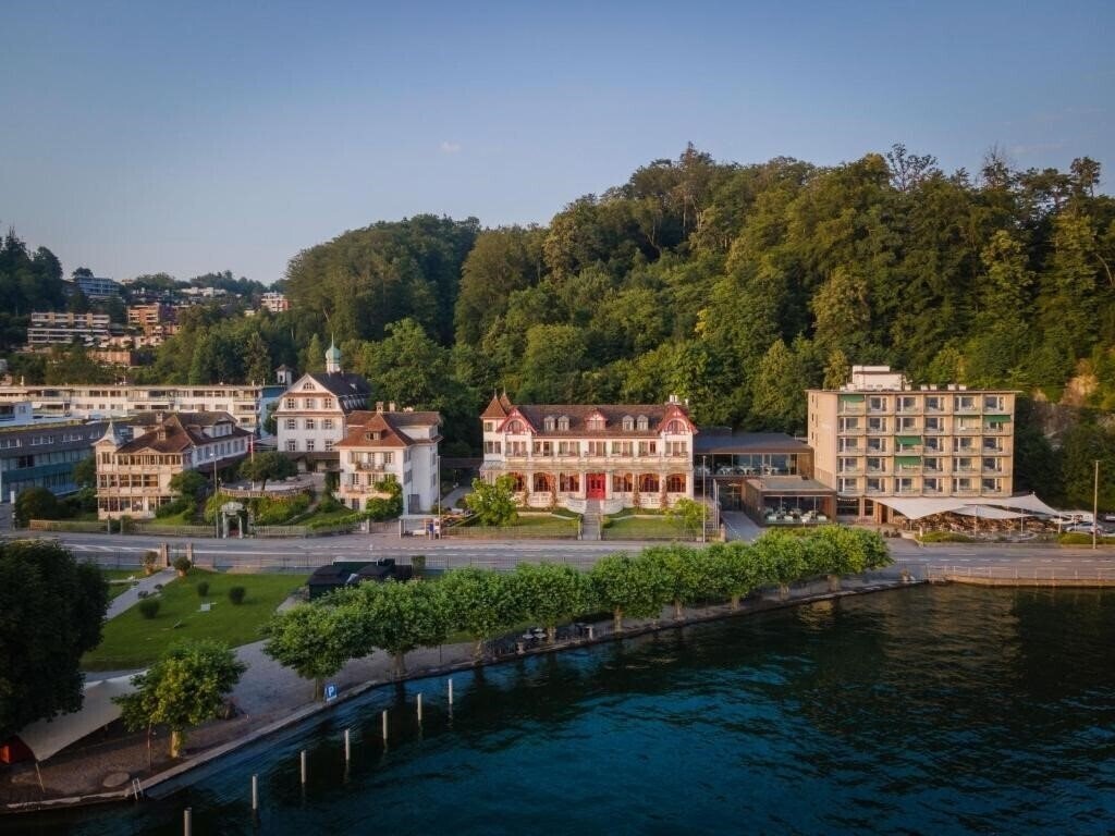 Отель Hotel Seeburg Luzern 4*