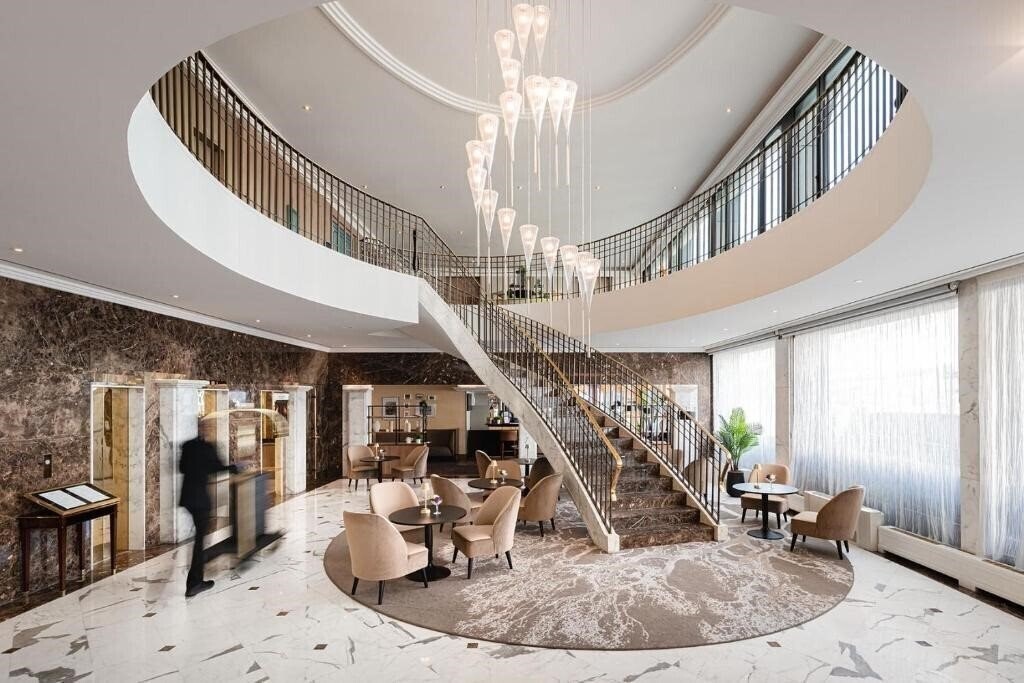 Отель Le Warwick Geneva 4*