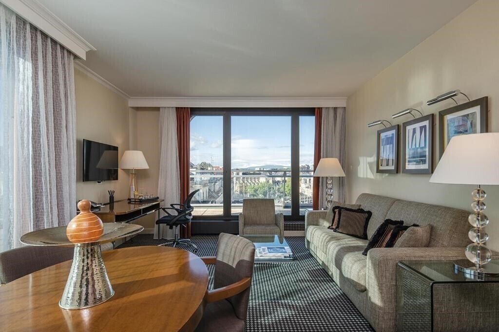 Изображение Le Warwick Geneva 4*