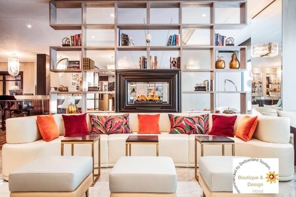 Фото Hotel Bristol 4*