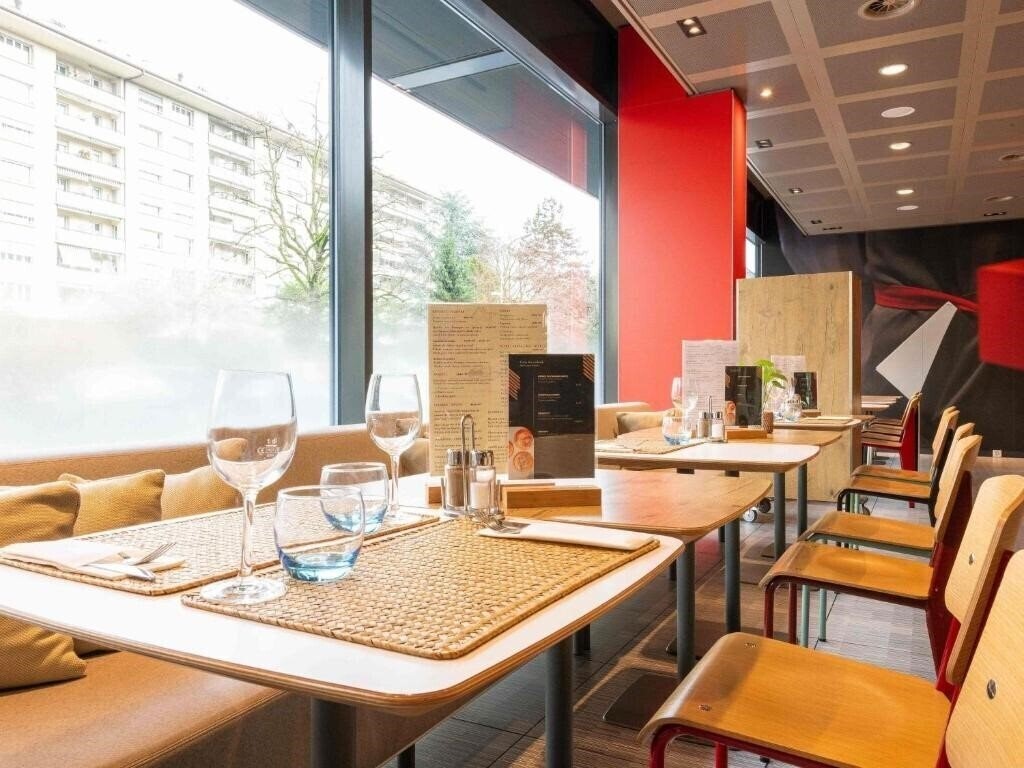 Изображение Ibis Geneve Centre Nations 3*