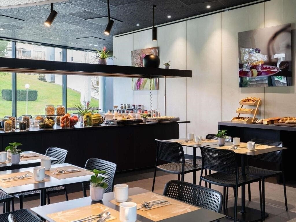 Картинка Novotel Suites Geneve Aeroport 4*