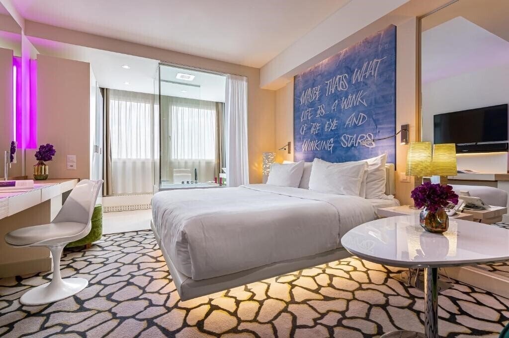 Отель Hotel N'vY by Manotel 4*
