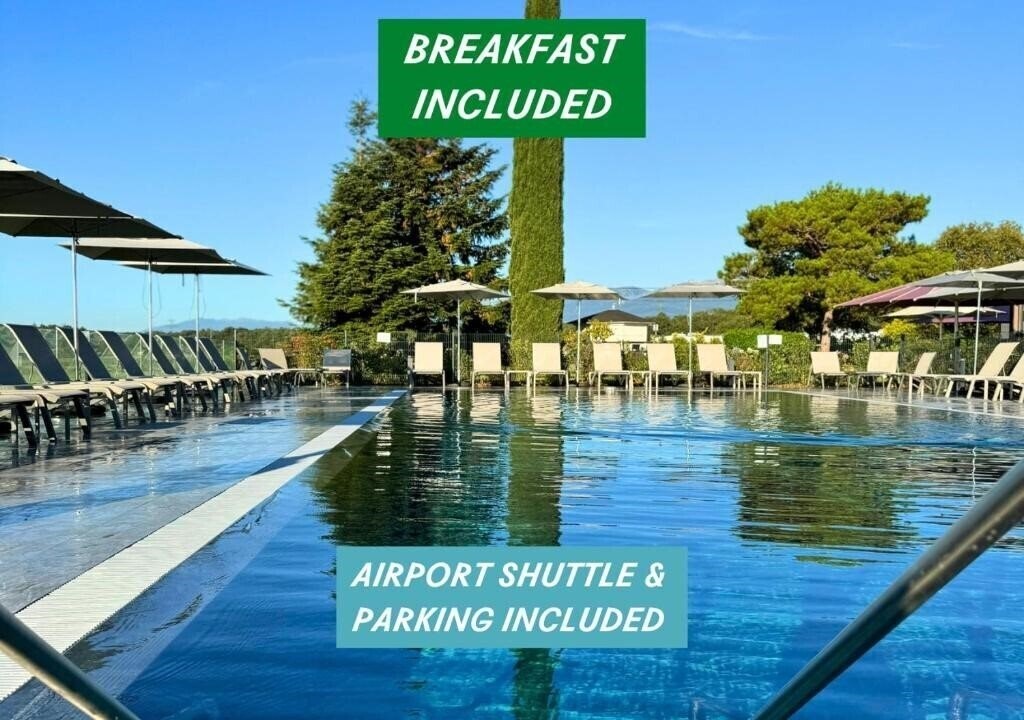 Отель Everness Hotel & Resort 3*