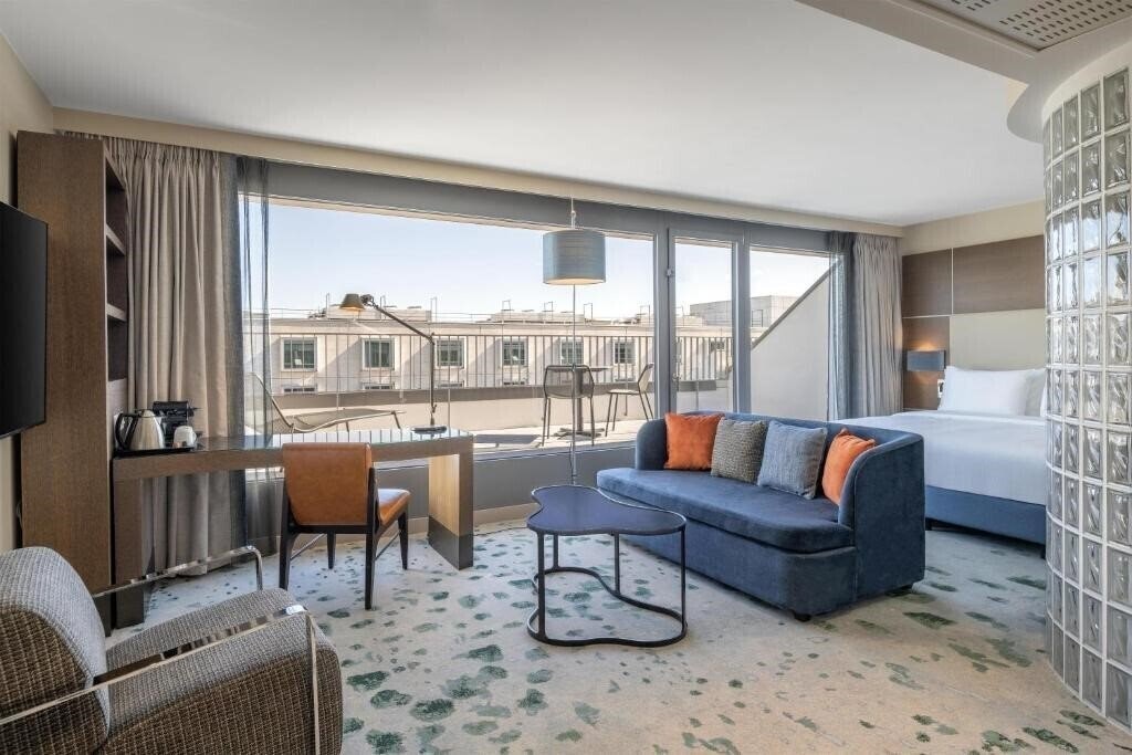 Изображение Hilton Geneva Hotel & Conference Centre 4*