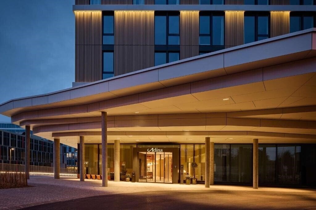 Изображение Adina Apartment Hotel Geneva 4*