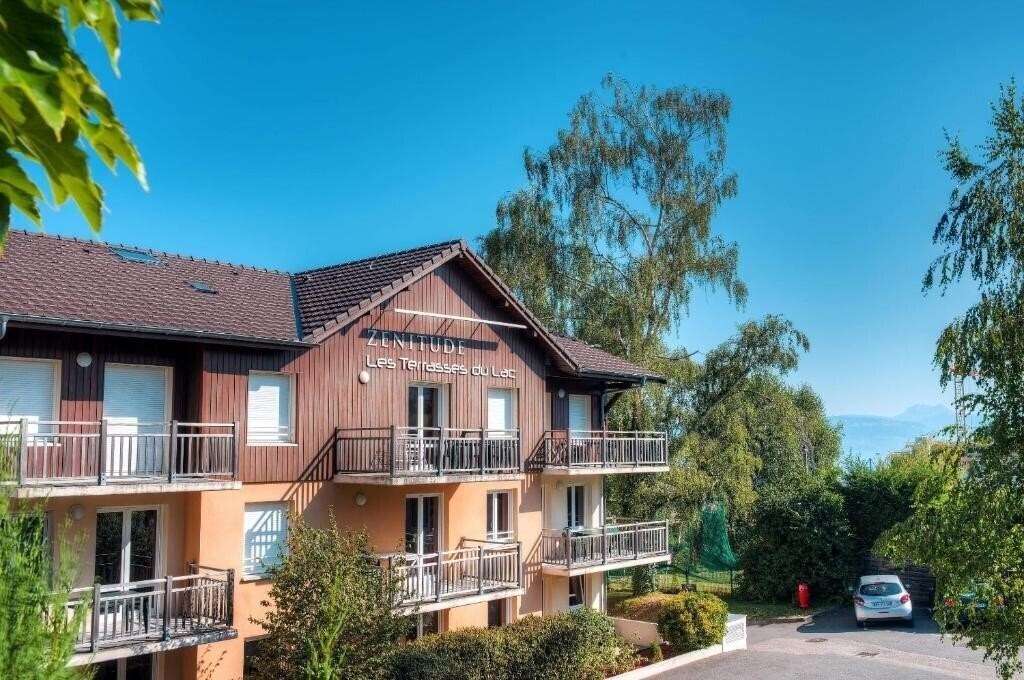 Отель Zenitude Evian Les Terrasses du Lac, Ascend Collection 3*
