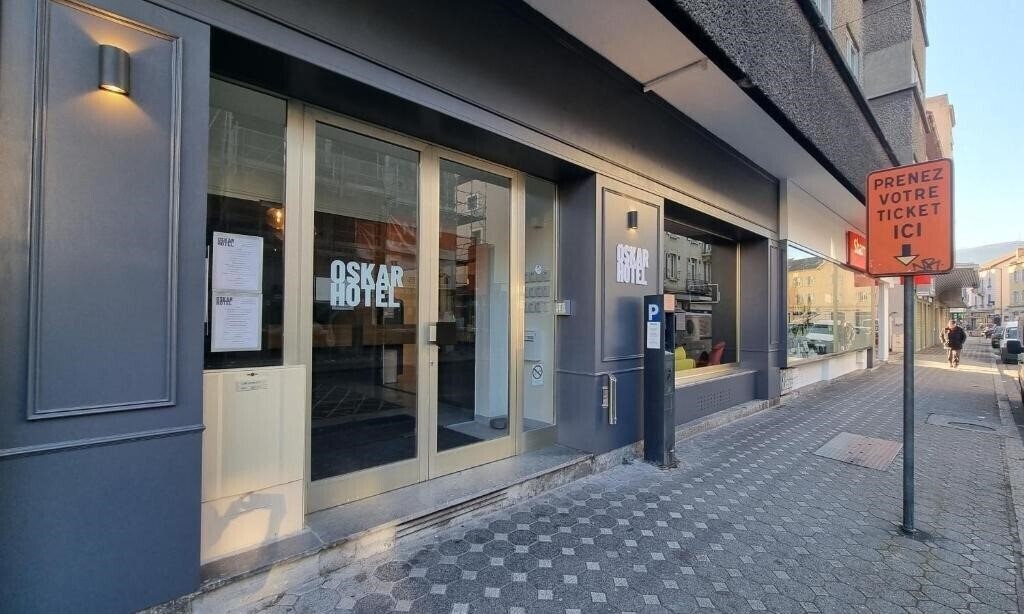 Отель Oskar Hotel 3*