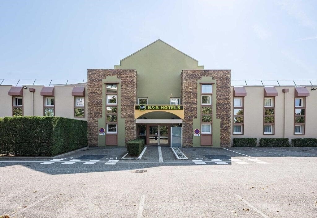 Фото B&B Hotel Annemasse Est 2*