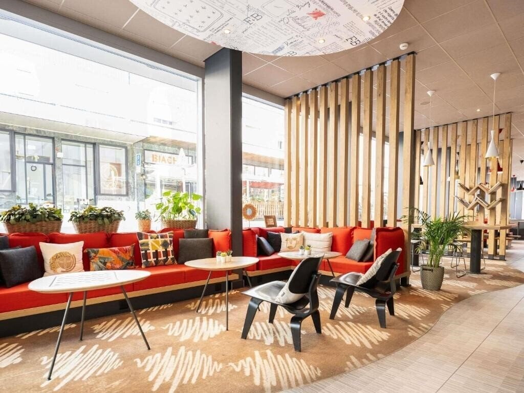 Фотография Ibis Geneve Centre Lac 3*