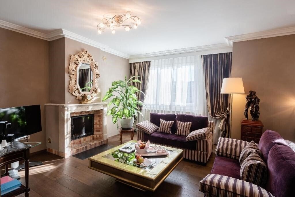 Изображение De La Cigogne 5*
